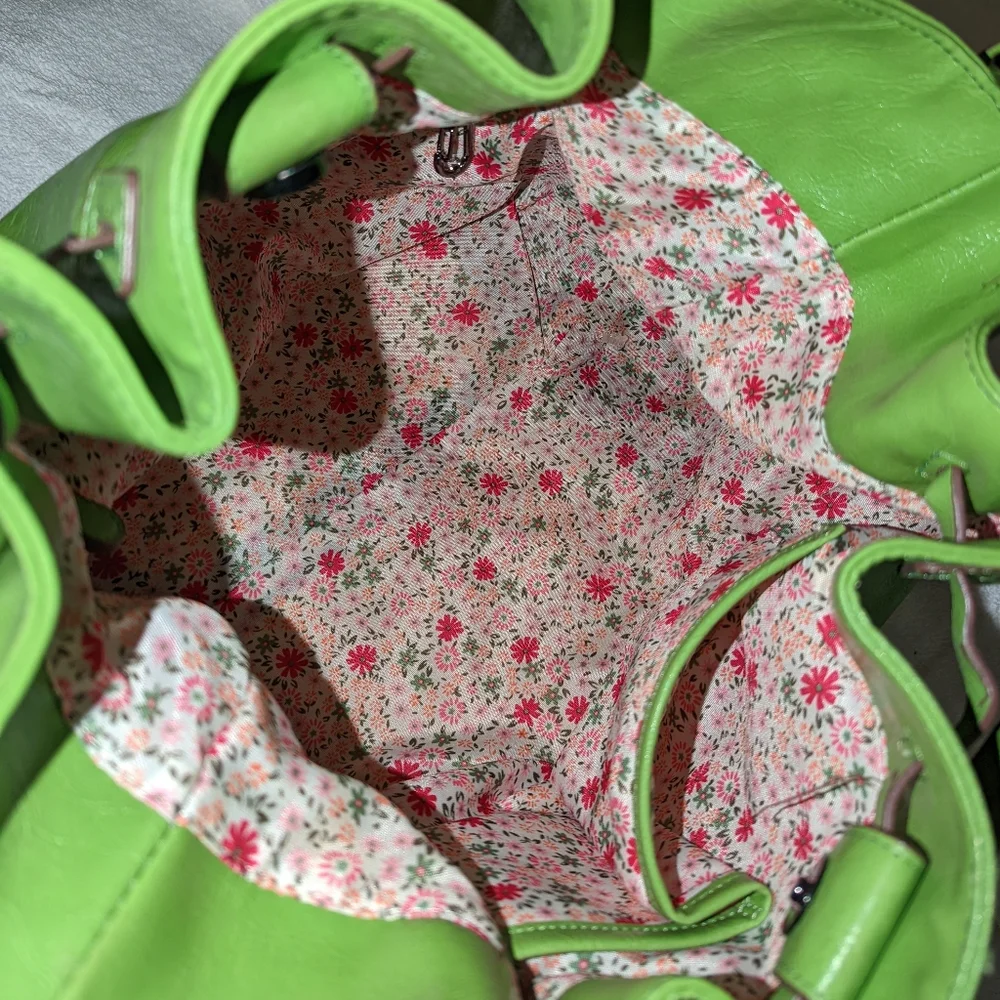 Jessica Simpson lime green shoulder bag.